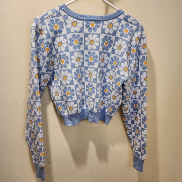 Stella Tweed Y2K Daisy Print V neck button Down Crop sweater size M - Picture 3 of 10